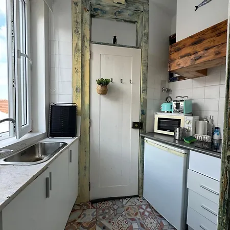 Alfama Small Апартаменты *