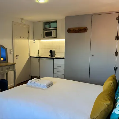 Alfama Small Appartement *