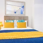 Alfama Small